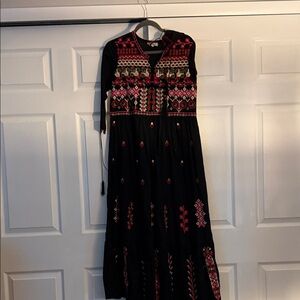 Chic Black and Red Embroidered Long Sleeve Dress
